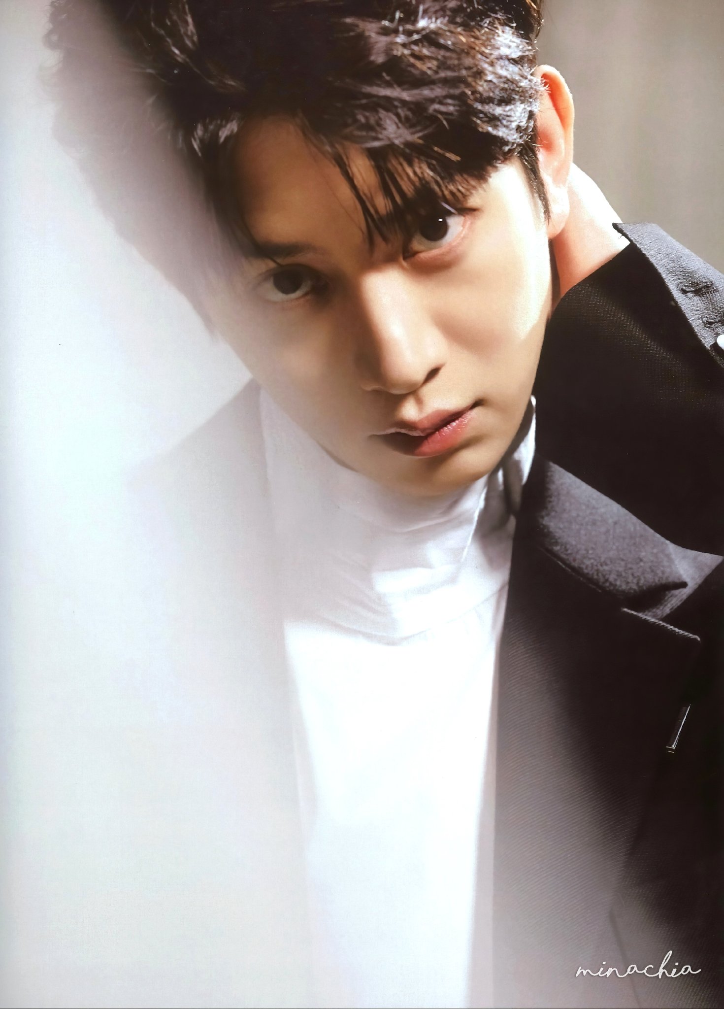 キムヒチョル直筆サイン入り超 大型写真…  Kim HeeChul… Amazon.co.jp: キム・ヒチョル直筆サイン入り超大型写真