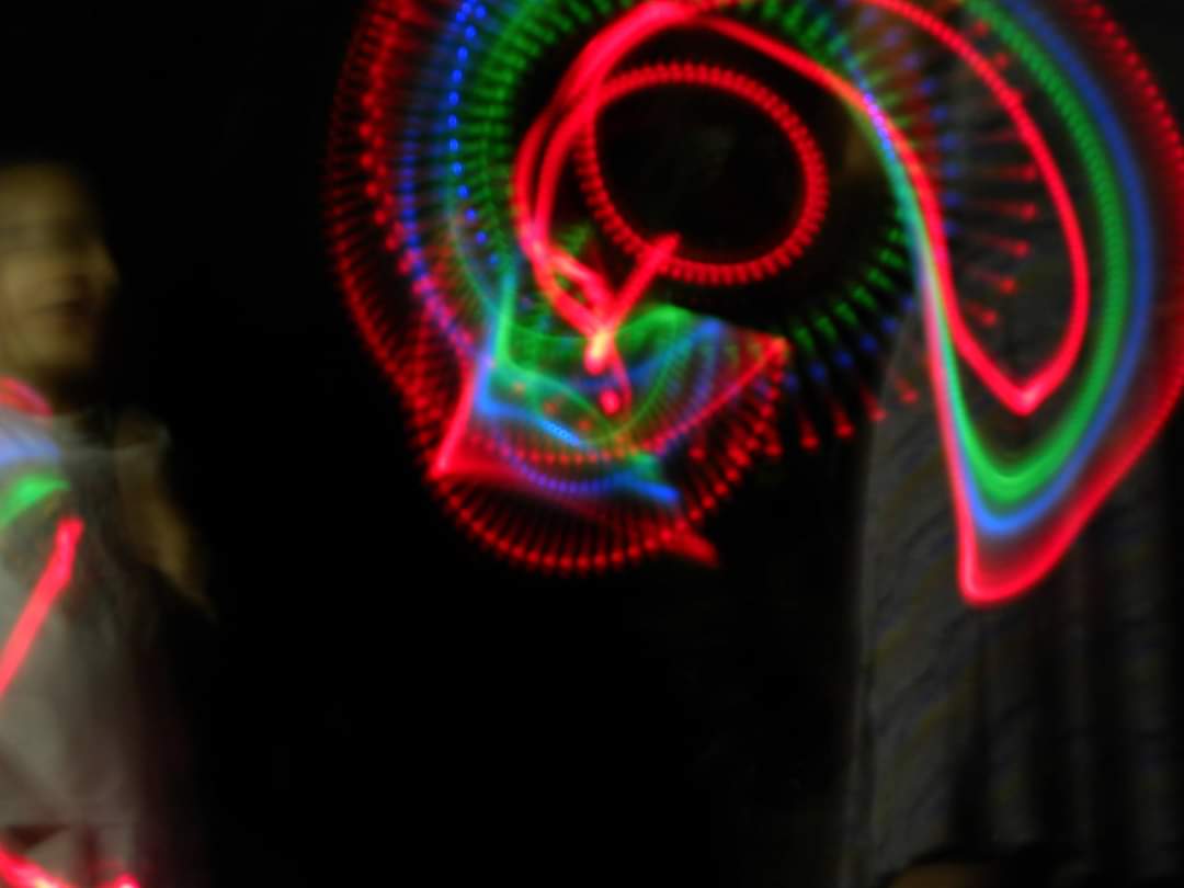 natumendez's tweet photo. @TinkeringStudio #LightPainting #LEDitGlow https://t.co/DlP1g7qk52