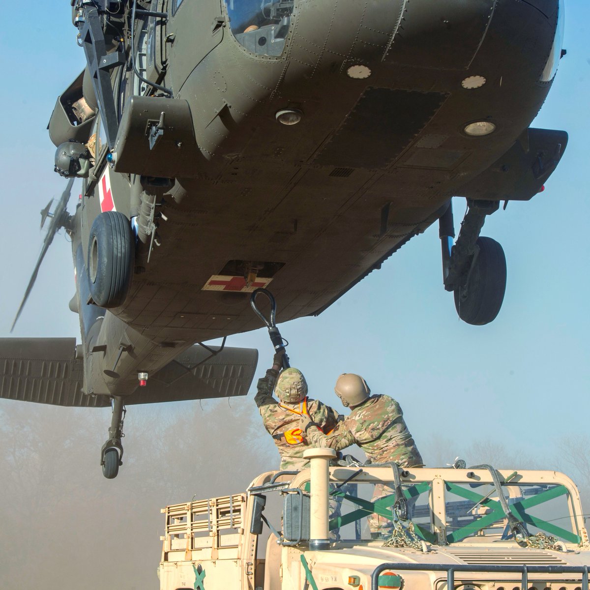 SpecWarAirmen's tweet photo. Chapman Annex at Joint Base San Antonio....Sling loads.  Big Salute to Company C, 2nd Battalion, 149th Aviation Regiment.   #chapmanannex #jbsa #sanantonio #texas #uh60 #slingloads #usairforce #usarmy #military #veterans #moh #helicopter #helicopterpilot #specialwarfareairmen https://t.co/0YPcU9Tko7