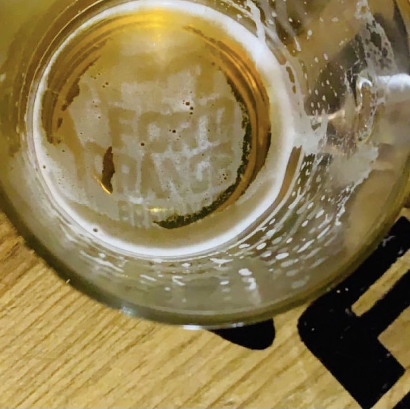 FortOrangeBrew's tweet image. We are wrapping up our first weekend of 2021 today 1-5 pm.  🏈 , 🍺 and the hell with dry January 😂. 

#drinklocal #2021willbebetter❤️