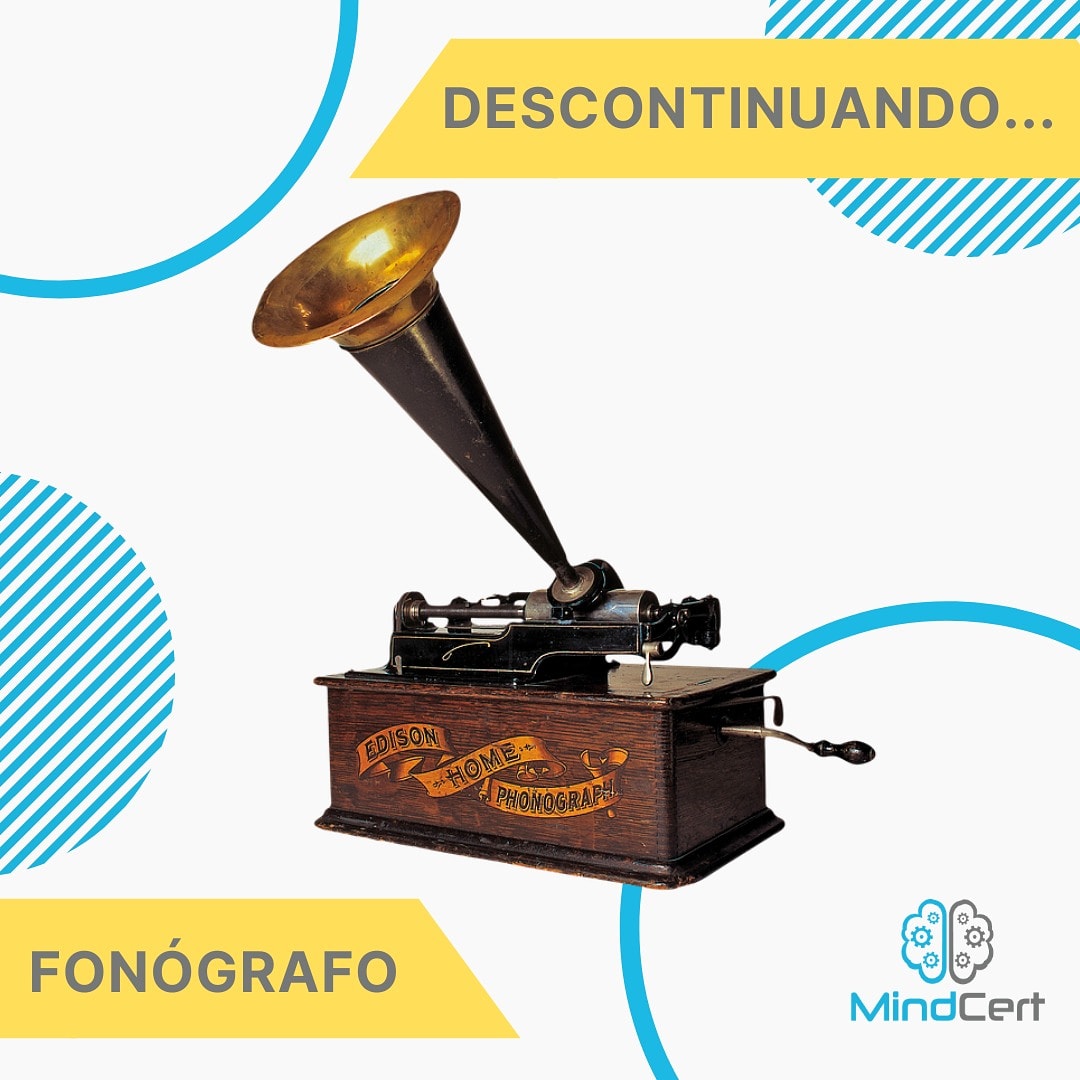 mindcertedu's tweet photo. Alguém já viu um desses? Pra conhecer a história do tomógrafo, clica aqui: https://t.co/9YWKaLbsn3

#descontinuando #fonografo #obsolescencia #mindcert #inovacao #cursosemrecife https://t.co/RrJ4t9G33L