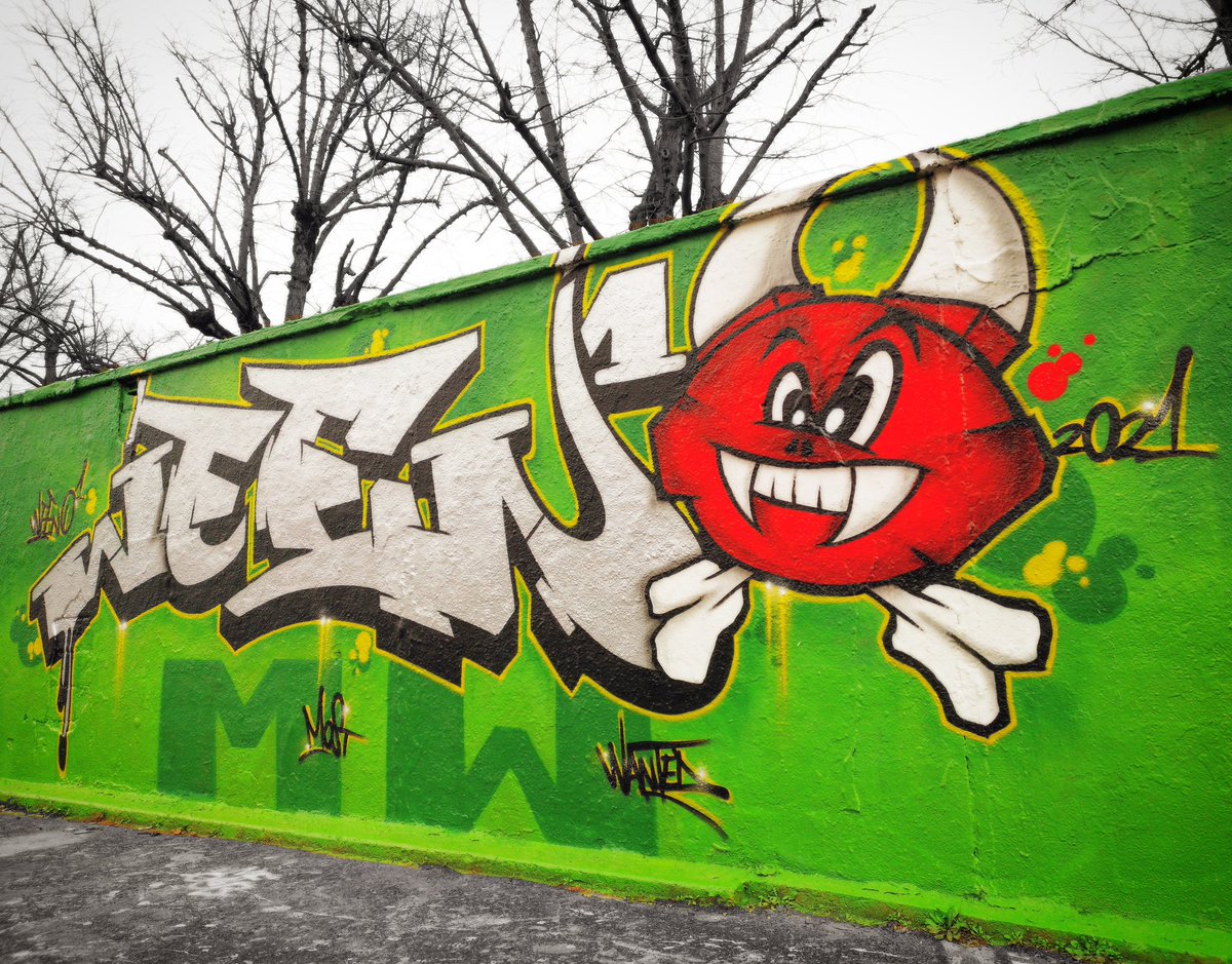 w2eno's tweet photo. 2021 Back on the wall #weeno #mostwanted #2021 #graffiti https://t.co/h0MuYSEXBr