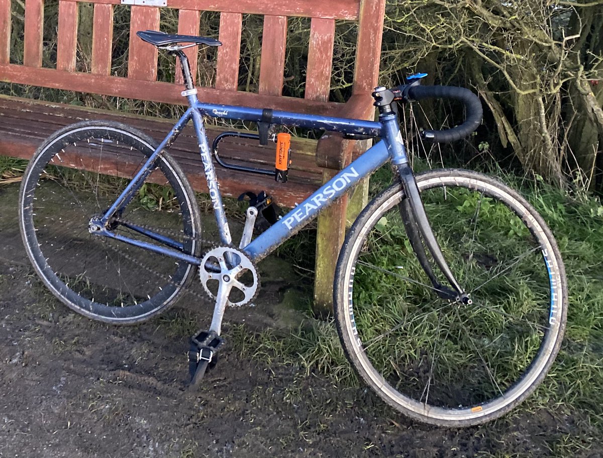 RhysAllison's tweet photo. @StolenRide @StolenBikes_UK  Pearson Touché Fixed Gear bike, stolen from Hither Green, Lewisham during the evening of 2nd January 2021 https://t.co/qFBje42Rtv