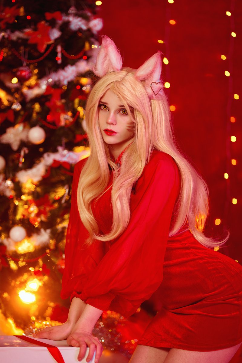 Posso postare le foto natalizie di @JessNatsu ora?
Vabbé, lo faccio :3 
.
Assist: @Zack_Ultima
.
#Natale2020 #Ahri #AhriLOL #LeagueOfLegends #AhriChristmas