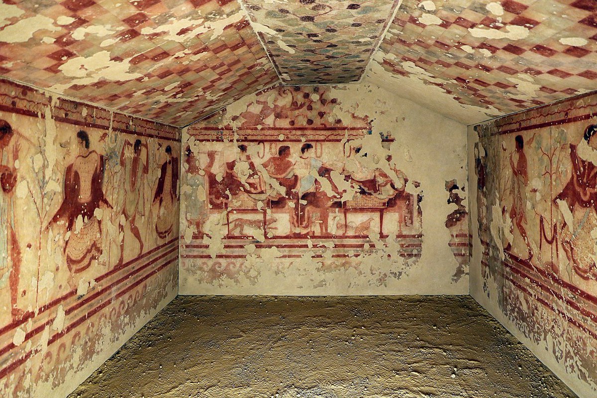 _Ulixes's tweet photo. Musique et Danse #Etrusque - Tombe des Lionnes et du Triclinium 🎶
Ces arts sont représentés en nombre sur les fresques et reliefs sculptés.
Les banquets, fondamentaux du mode de vie Étrusque, en étaient accompagnés, forgeant leur réputation dans ce domaine.
#TwitterAntique https://t.co/uaGrNMXpDa