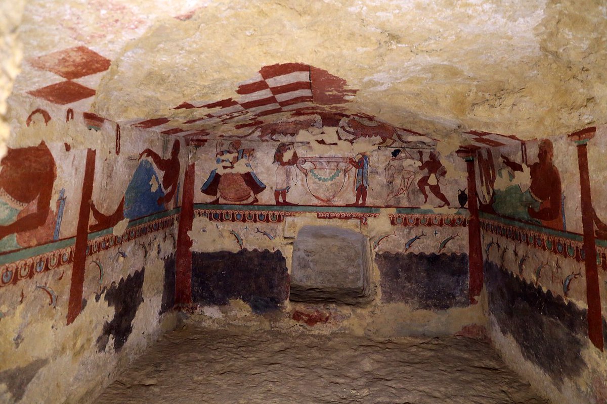 _Ulixes's tweet photo. Musique et Danse #Etrusque - Tombe des Lionnes et du Triclinium 🎶
Ces arts sont représentés en nombre sur les fresques et reliefs sculptés.
Les banquets, fondamentaux du mode de vie Étrusque, en étaient accompagnés, forgeant leur réputation dans ce domaine.
#TwitterAntique https://t.co/uaGrNMXpDa