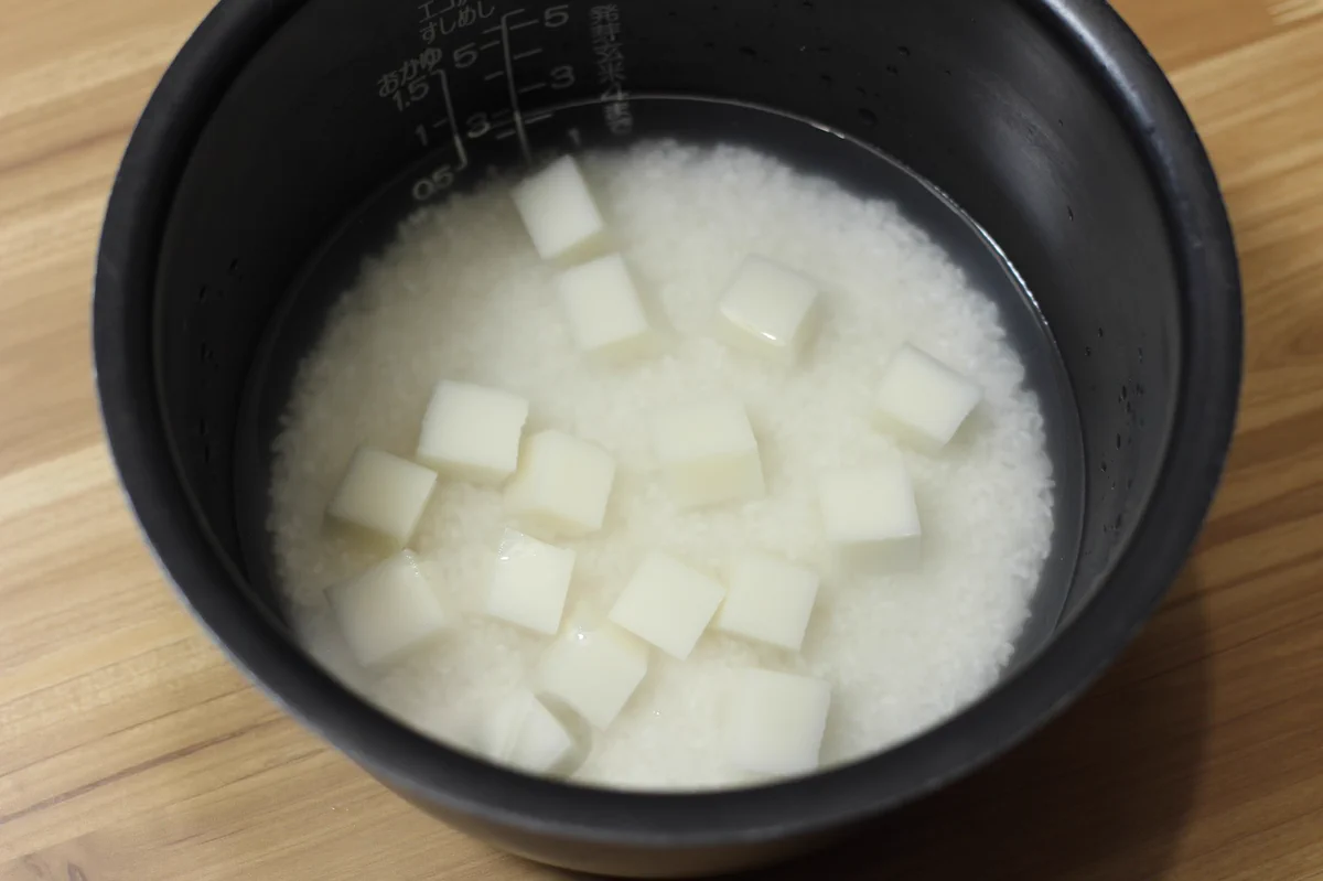 お正月に残ったお餅を生かそう！最高に伸びる焼きおにぎり