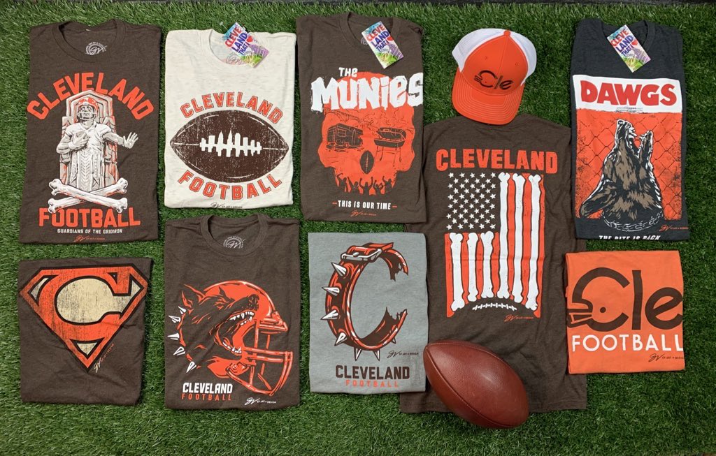 We’ve waited 18 years for this! You know what time it is! 

It’s Game Day Giveaway time! 

RT, follow us and guess today’s score to win a $30 GV gift card to pick up the best gear in all of the Land!