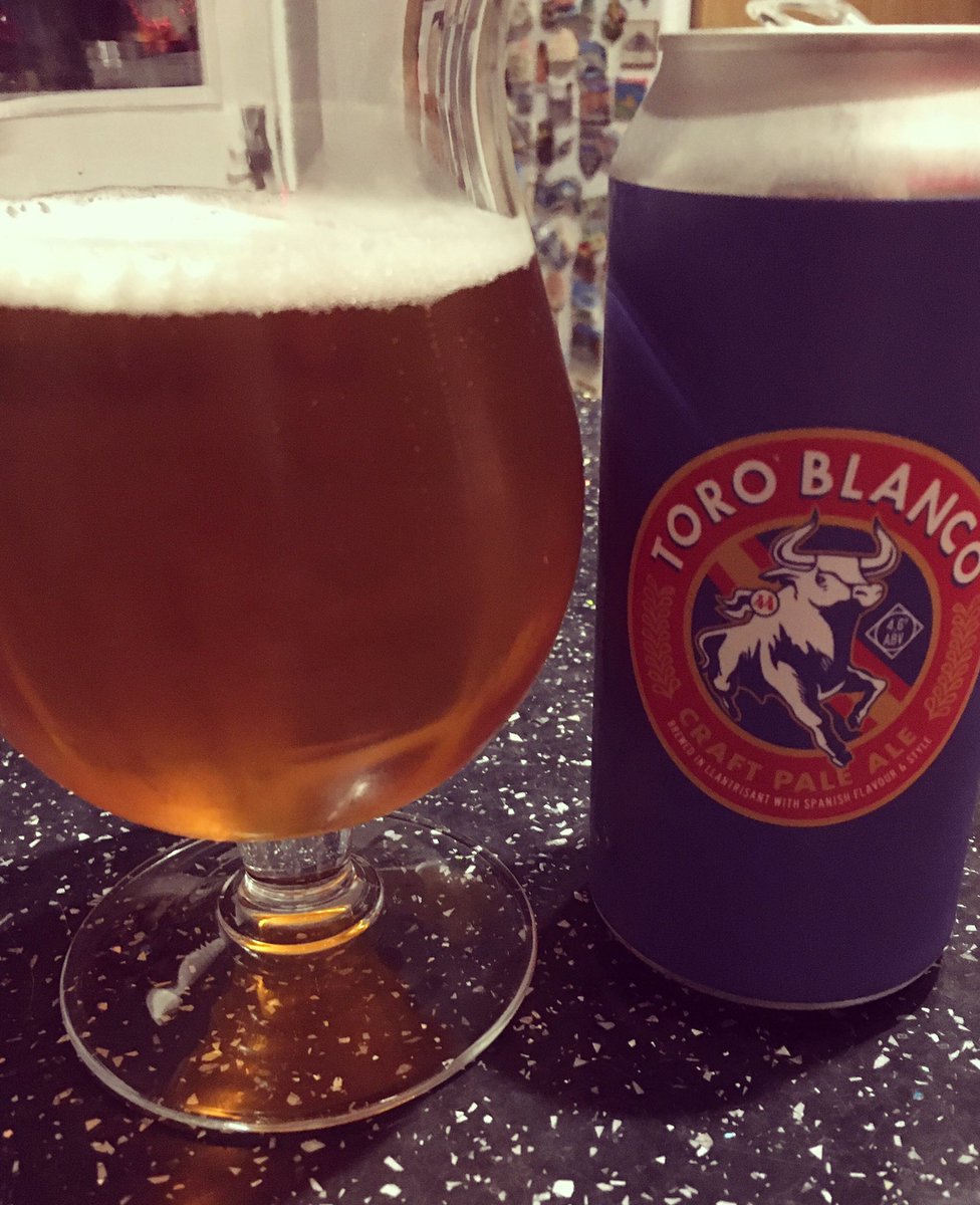 Food_A4thought's tweet photo. One thing we really miss is meeting friends on a Sunday afternoon in our village pub for a few beers after lunch โน๏ธ
Hereโs to meeting up with people when we can - cheers everyone ๐บ๐บ
#Beer #beeroclock #Sunday #SundayTipple #ToroBlanco #Bar44 #PaleAle #CraftBeer #cheers https://t.co/SIvnnrziTW