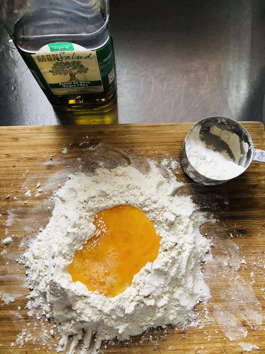 We don’t use ordinary flour. 
#homemadepasta