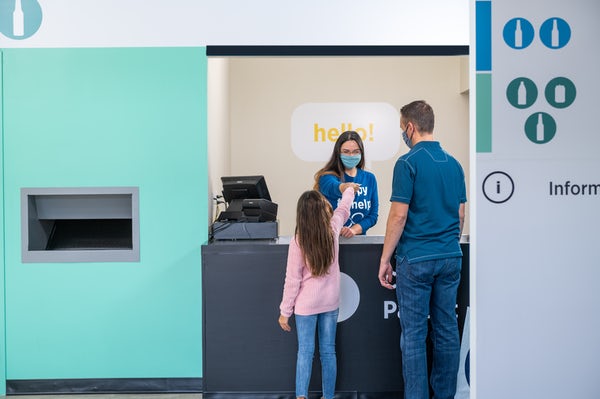 CleanLoopCenter's tweet image. Did you know that you have choices for how you&apos;d like your refund? Our automated process can deposit money into your PayPal account via the myTOMRA app, or you can get a cash payout right at our Center. That&apos;s how you make real change (literally).