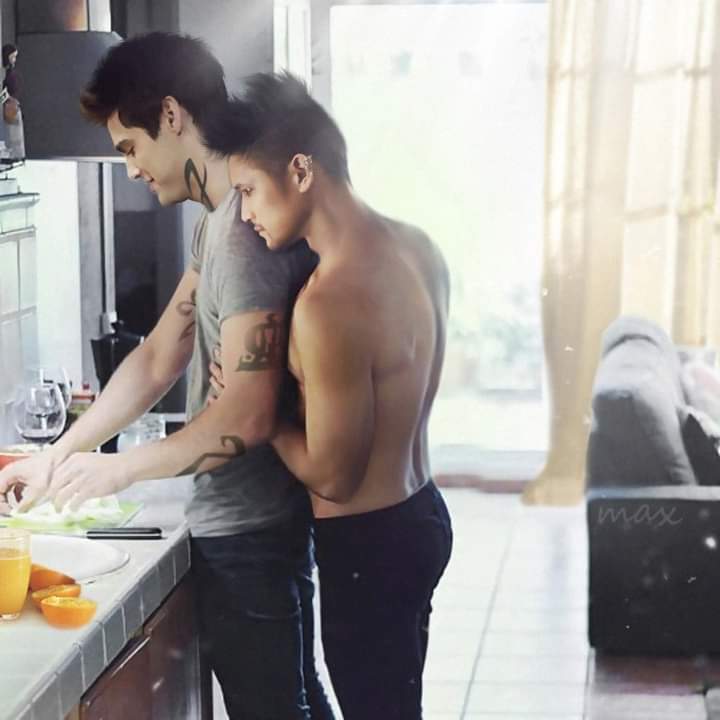 ShippGay18's tweet photo. Magnus &amp; Alec Parte 2 (ShadowHunters)

#shadowhunters #malec #magnusbane #aleclightwood https://t.co/Kp0AdTuX5m