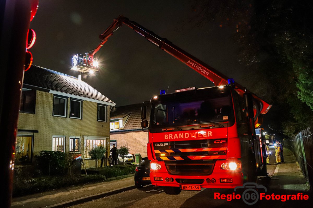 Melding schoorsteenbrand Zandloperweg Apeldoorn