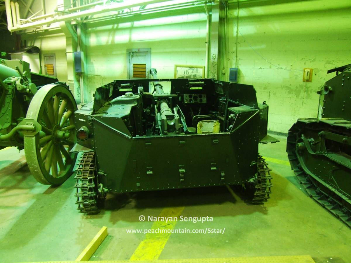  #tanks  #armor  #WW2  @RentmeisterMarc @milmodelscene @DesertStorm24ID @MorrisKarlen- Here are a couple of Americans I still can't figure out. I had posted these recently, and so I may have missed your replies. If so, apologies in advance! :)