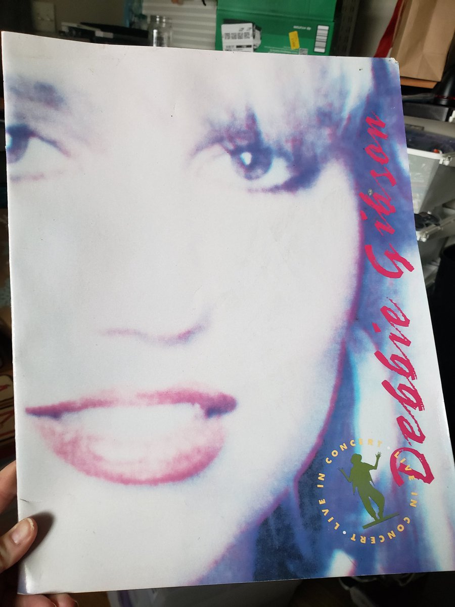 ProSheryl's tweet image. Going through stuff at my parent's house and found these...@richardmarx @DebbieGibson #tour #concert