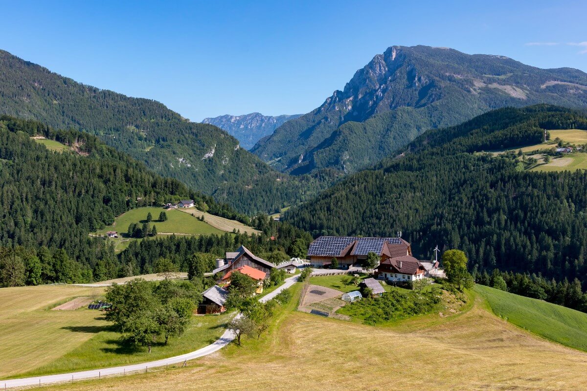 So let me show you the village of the future: Luče, Savinja region, Slovenia. First thing you notice is a lot of buildings in sunny locations have those solar panels (not a fan of them being touted as the big gamechanger tbh, also they have a limited lifetime) but there's more -