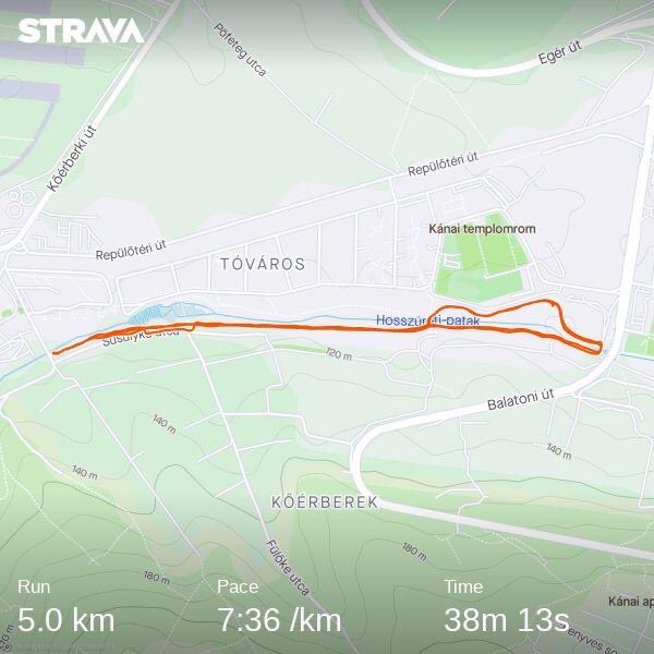 Caponeistvan's tweet photo. BUÉK🥂🏃🏽♂️🥂
Mindenkinek Erőt Egészséget!
#ArmyHun🇭🇺
#kocogoslassu https://t.co/9JNPcXvCXc