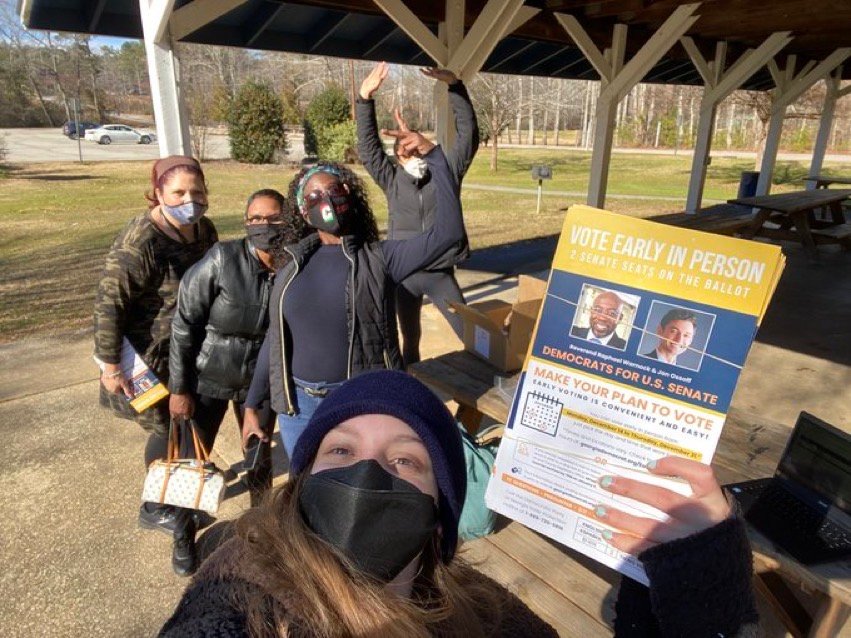 GeorgiaDemocrat's tweet photo. The most effective thing you can do to help us flip Georgia blue is sign up to canvass. We're taking every precaution to make sure it's socially distanced and safe -- so come help us make history! https://t.co/IEfum3DTby #gapol #gasen https://t.co/BeNPg5iPTv