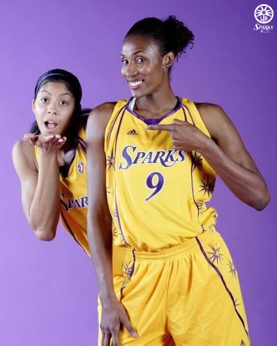 Los Angeles Sparks on X: Tag a friend you can't wait to see in 2021! 📸🏀  #GoSparks