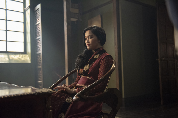 Warrior is an American TV series based on an original concept/treatment by Bruce Lee. Set during the Tong Wars in 1870s San Francisco, the series follows Ah Sahm, a martial arts prodigy who searches for his sister, only to be sold to one of the most powerful tongs in Chinatown.