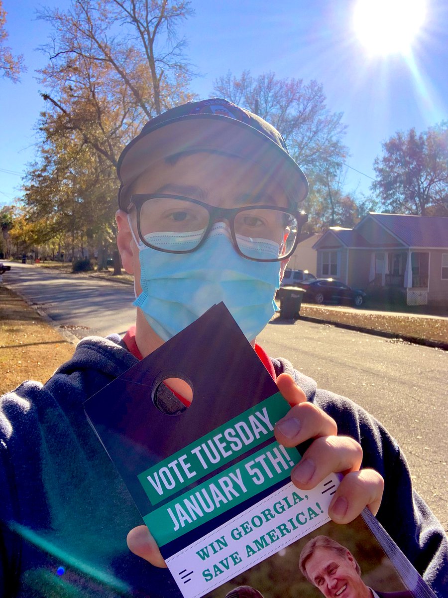 Only 2️⃣ days left until Election Day, and Thomasville voters are ready to go out and vote for Senators @KLoeffler and @Perduesenate! 🇺🇸 Make sure you have a plan to cast your ballot. If you don’t live in Georgia, share so others can. #HoldTheLine #SaveTheSenate