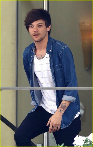 Walk that mileBy purpledaisy- haters to friends to lovers- roadtrip - very cute- with cool pictures that Harry “took”- smut9/10 https://archiveofourown.org/works/12329163/chapters/28033731