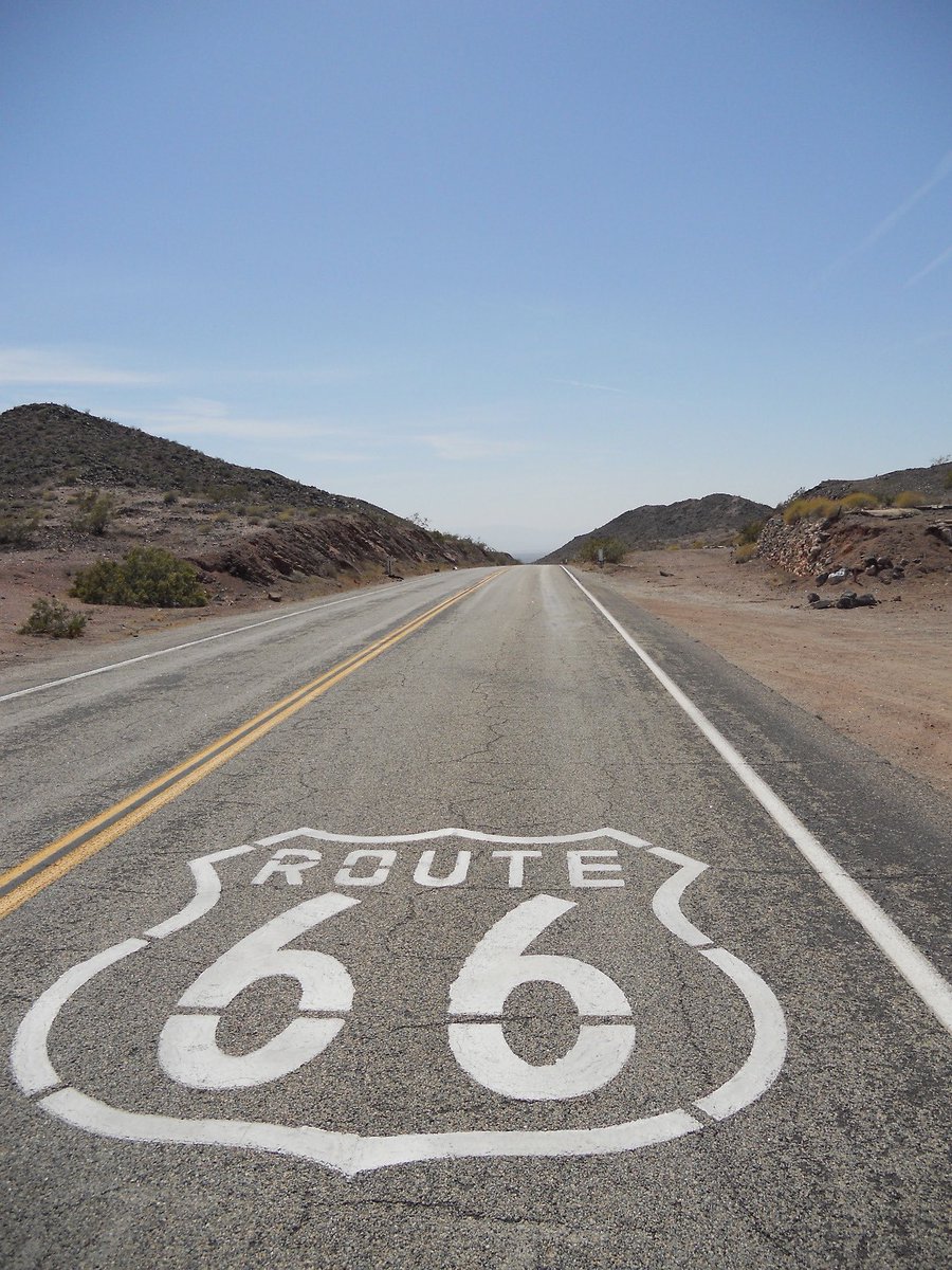 Walk that mileBy purpledaisy- haters to friends to lovers- roadtrip - very cute- with cool pictures that Harry “took”- smut9/10 https://archiveofourown.org/works/12329163/chapters/28033731