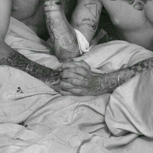 Things have gotten closer to the sunBy starseas- the boys reunite because the world is ending- old wounds reopened and healed- lovers to haters to lovers- ziam- smut- solar flare apocalypse 8/10  https://archiveofourown.org/works/705664&nbsp;