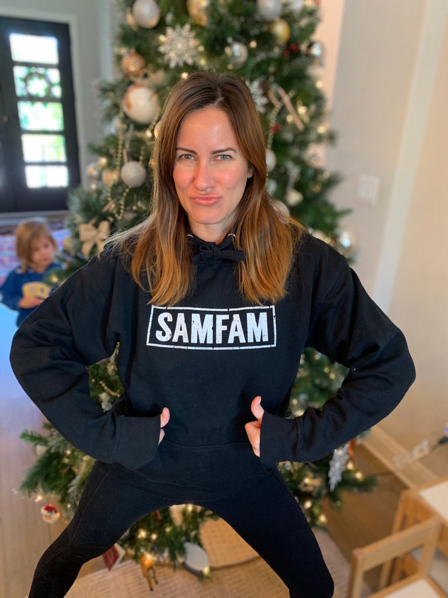 MeghanMcDermott's tweet image. Hey #SamFam look what I &amp;lt;finally&amp;gt; got my hands on! ☠️

#HoodieForMeghan #TheoryPOD #ReaperReviews @Theorossi