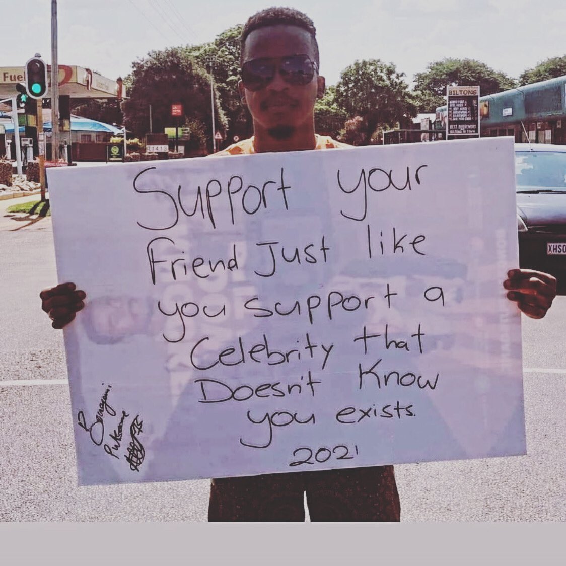 Make this one of your New Years resolution’s 👌🏻 2020 has taught us that helping local people and business is the way forward 👍🏻 So even if it’s a like or share on their post’s it goes a long long way 😊 #MakeItCount