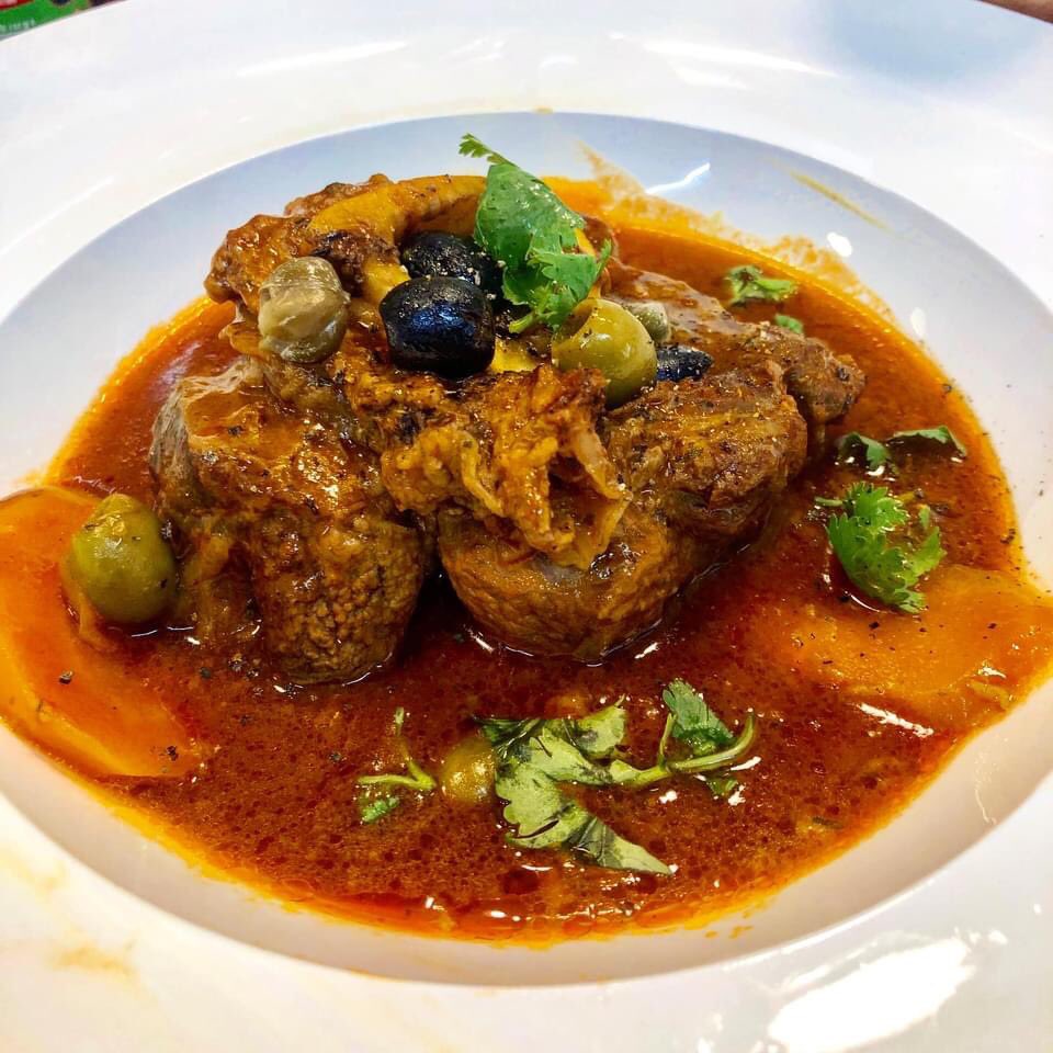 chefbellamari's tweet photo. Full service caterer giving you FRESH food and great experience.
#doupon #2️⃣0️⃣2️⃣1️⃣ #thecaterer #chefbellaph https://t.co/rFCGSg8Pwy