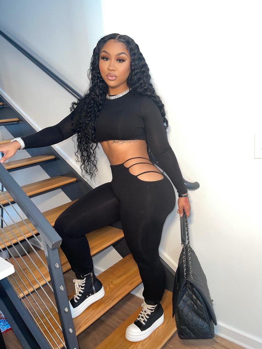 KYLESISTER tweet media