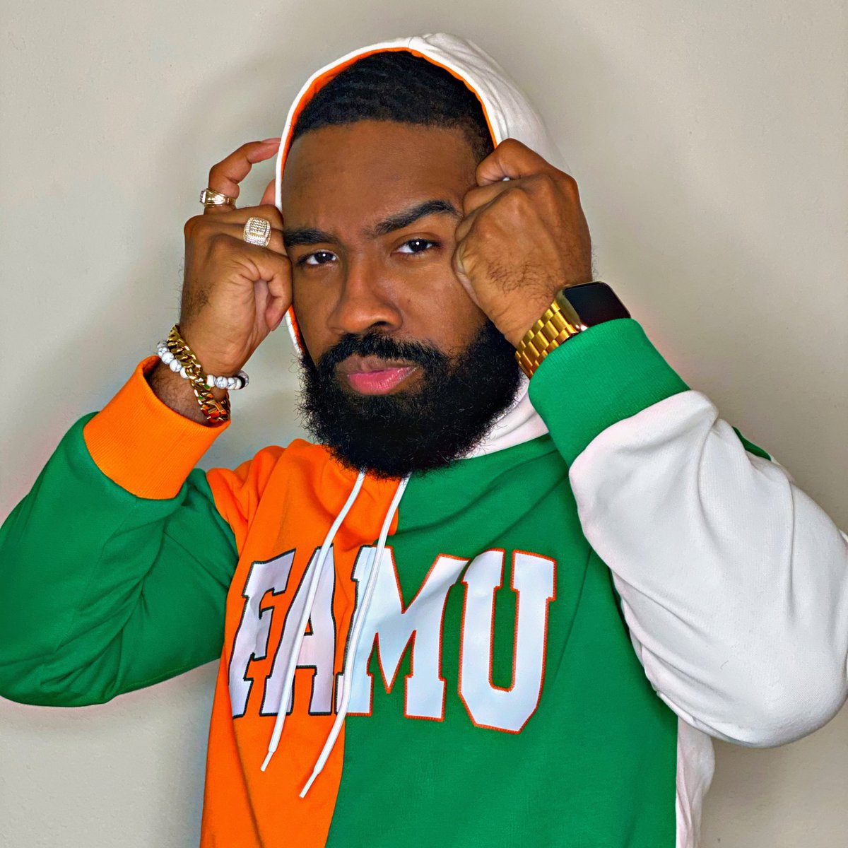 juicepreme's tweet photo. Brought in the new year w/ the FAMU-ly cause they Bragg different!🐍 Be on the lookout for more @exclusivelyhbcu drops &amp; collaborations all 2021✨#FAMU #ExclusiveHBCUFamily https://t.co/PD3psQCCSd