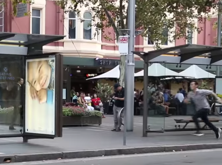 Eddy flees past the Ship Inn (built in 1902) and hides in the toilets of Circular Quay train station. 