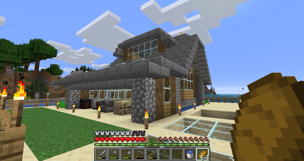 なおさん 拠点出来ました 村人繁殖場所と職業別の格納スペースを別々に作っておくと後々楽ですよね Minecraft 1 16 4 Java Edition