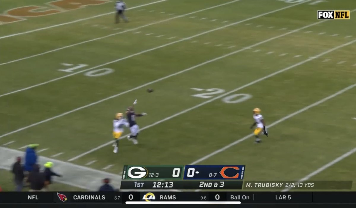 Throw #3 Trubisky goes PA again and this is one of the few misses, believe it or not QBs miss throws and Trubisky misses Mooney on deep out. This again was one of my keys to game, working perimeter throws, I like it