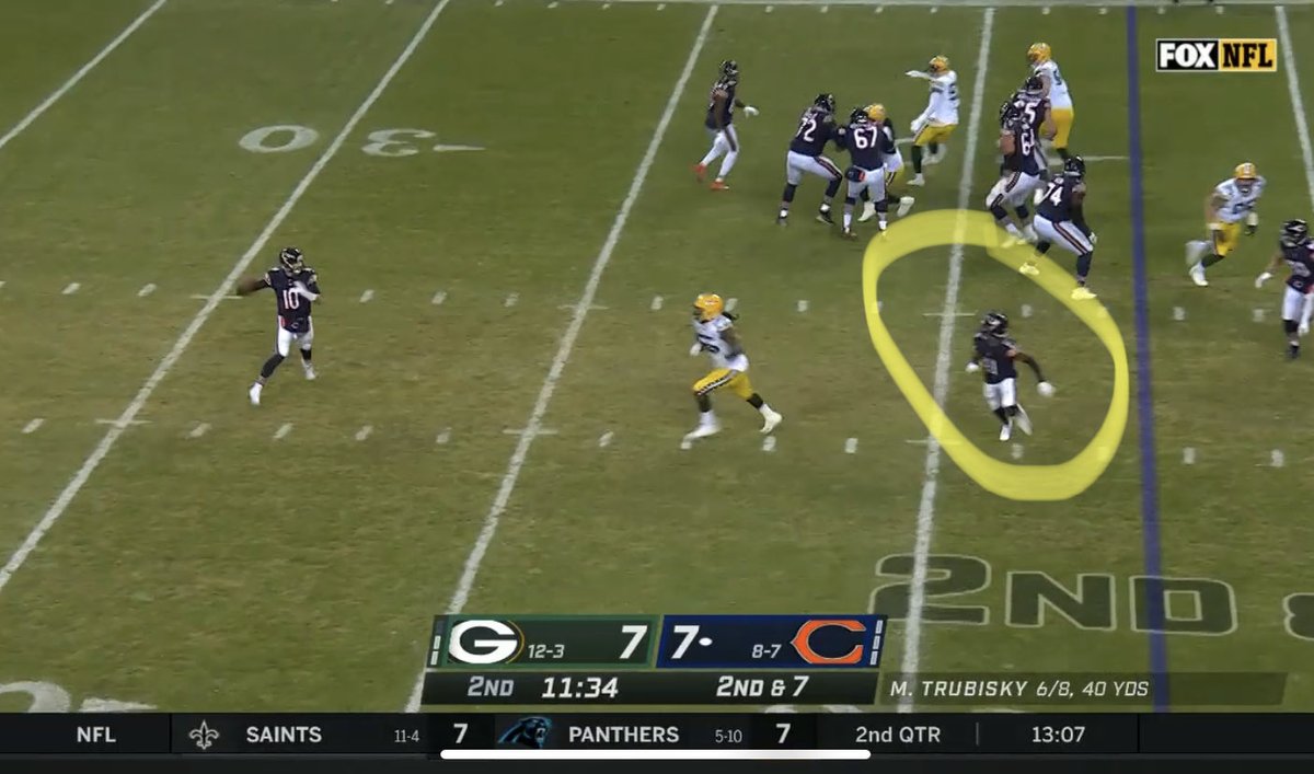 Two photos on this one to see flood concept and again packers in fast, Kmet covered and wims was deep option will see on all 22 but I’m doubting he’s open! We run on 3-4 and kick a FG. Damnnnn you Trubisky!!!