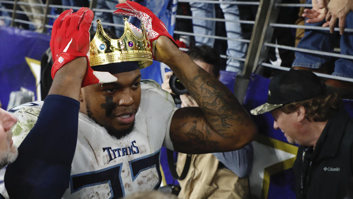 CBSSportsHQ's tweet photo. Derrick Henry BACK TO BACK! Crown the Rushing Champ!

• 8th player in NFL history to rush for 2,000+ yards in a season
• Back to back seasons with most rushing yards

WOW 😳 https://t.co/M9Z7ZIxdeS