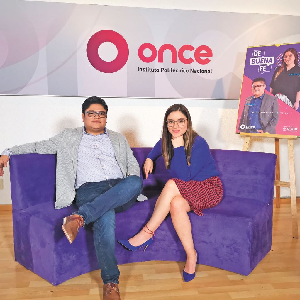 Mau_Vida's tweet image. Estefanía y Gibrán haciendo lo imposible para que pase el tiempo rápido y se olviden las transas que están maquinando en el canal 11; aquel canal 11 que, antes del 2018, tenía una barra de contenidos muy superiores a los actuales.
✋🏼