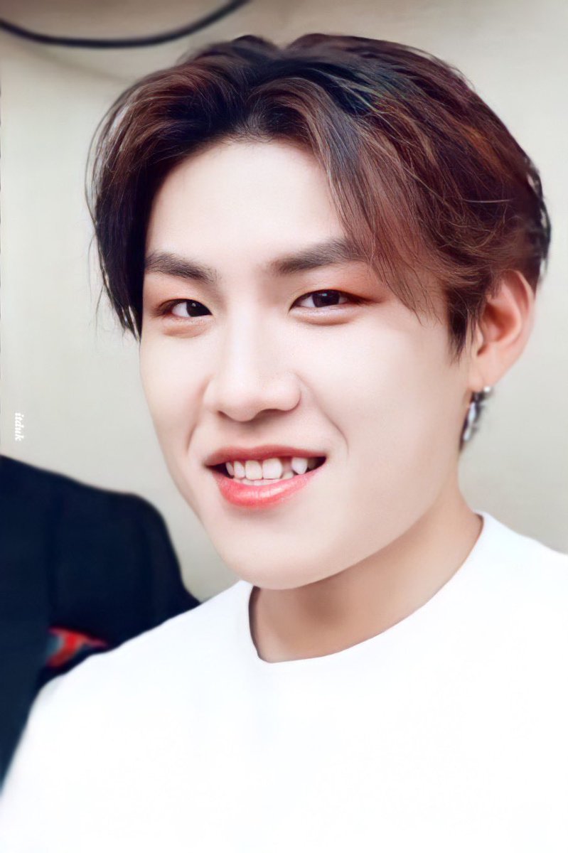 _itduk's tweet photo. 말랑천사 🏹🤍

#박우진 #AB6IX https://t.co/nGANqfaIS6