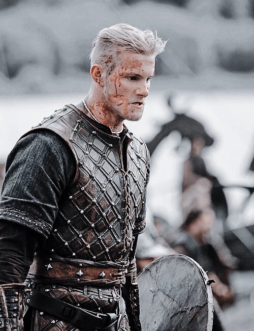 isa 🦇 on X: “Even in death, Bjorn Ironside was victorious. Which is one  reason his name will never be forgotten. He was the son of Ragnar, but in  some ways even