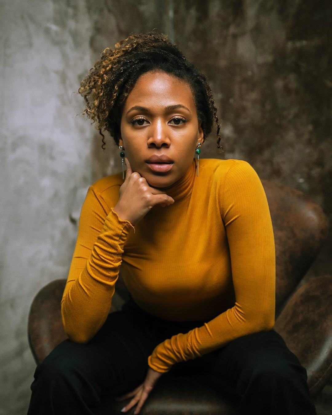 Happy Birthday to the queen of my heart Nicole Beharie  
