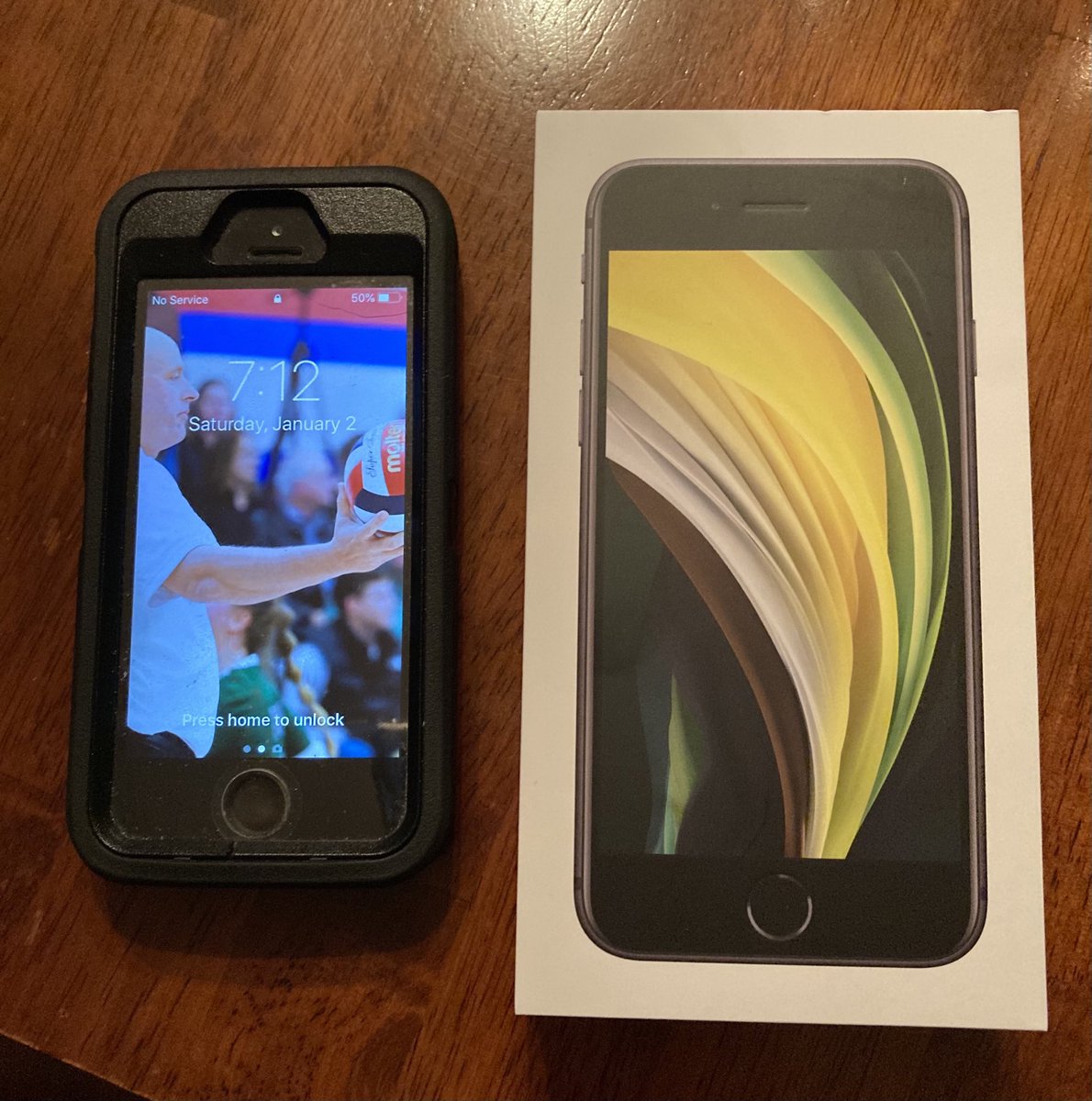 RevShevWLC's tweet image. Best Thing Today, Jan 3: Well, SE2016, it’s been a good run! We’ve changed the world and social media forever. But times change and things move on...so it’s time to introduce you to SE2020! #hyperbole #biggerandsleeker #Iamalreadyafraidtodropit #lookoutfortheselfiepatrolpeople