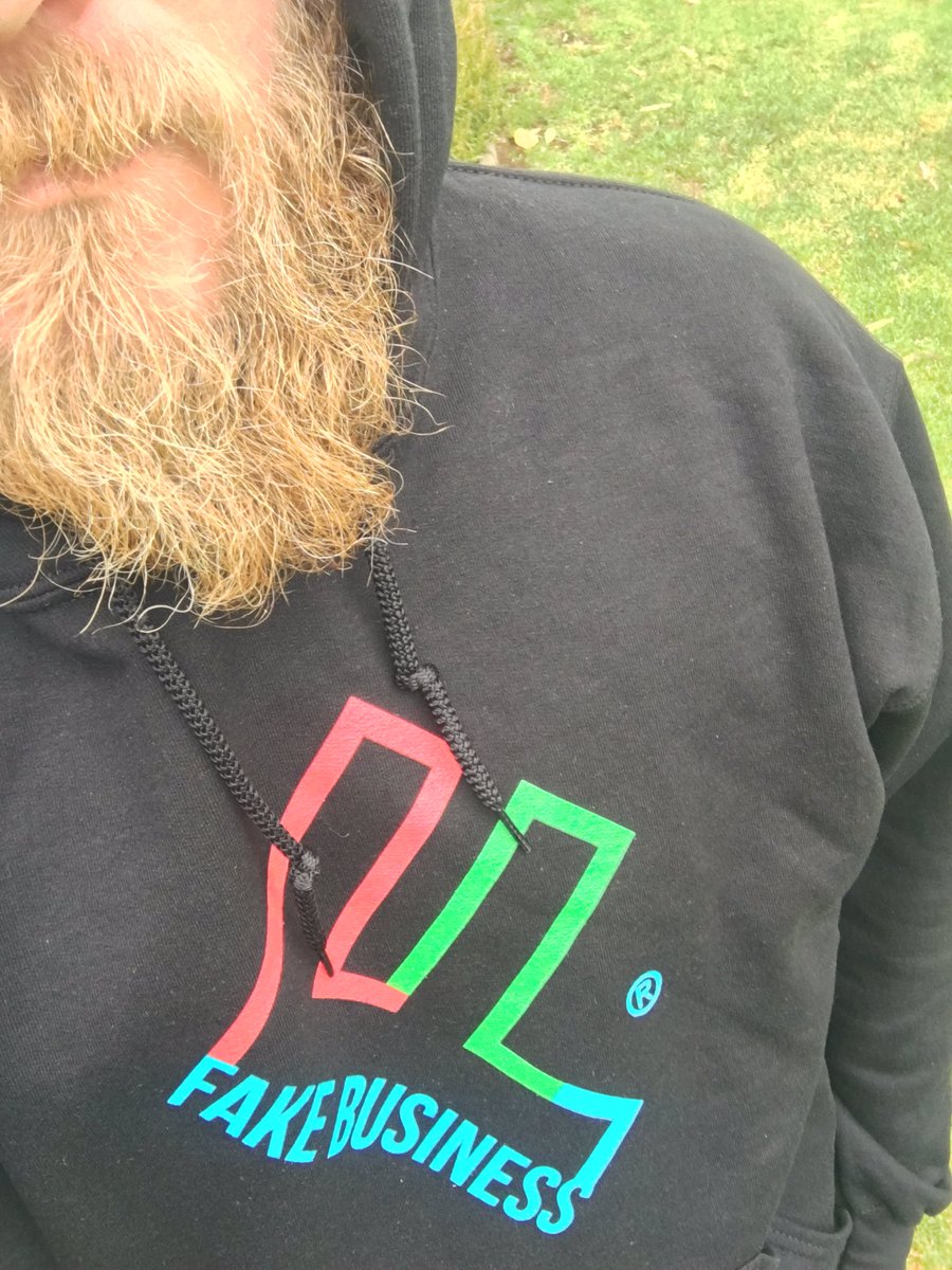 TimKeane's tweet photo. @TimJDillon Fake Business made it all the way to Australia https://t.co/E0FG0fbOJz