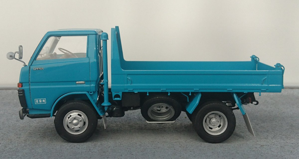 トヨタ ダイナ 後期型　プラモデル　美品 フジミ1/32 BU20系ダイナ 新年一発目の作品完成～✨ 「懐かしの商用車