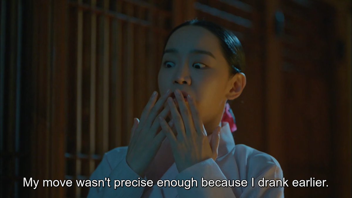 However, it's more likely that the queen is sober. The knife in the wall did sober her up. She also said, "I drank earlier." Drunk people generally don't realize they're drunk. She also used past tense & the word "earlier," which means the event has passed. #MrQueenEp8  #MrQueen