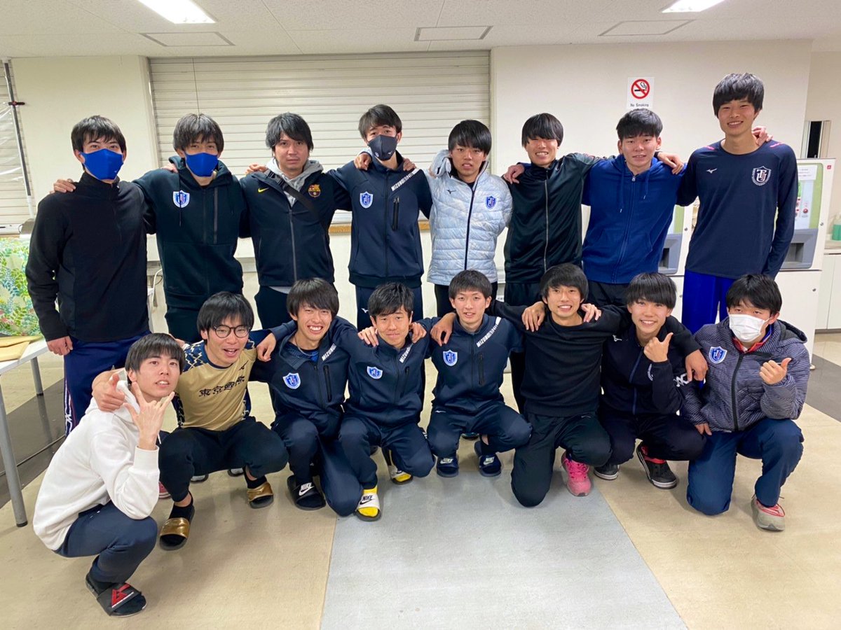 ts___u's tweet photo. 箱根駅伝総合10位でシード権を獲得することができました。
みんなが頑張って襷を繋いできてくれたお陰です。
最高の同期、最高のチームでした。 https://t.co/6Fm0ZXw0au
