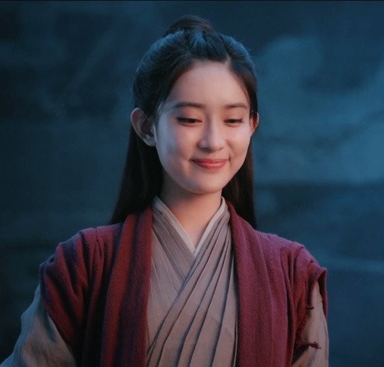 WEN QING: Forever RedPomegranate, peony, vanilla rum & oak wood. I spray it on myself every time I work because it covers up the smell of everything I hate in the store. Reliable. She heals me. Every time someone sprays some champagne toast in my direction I run to her.