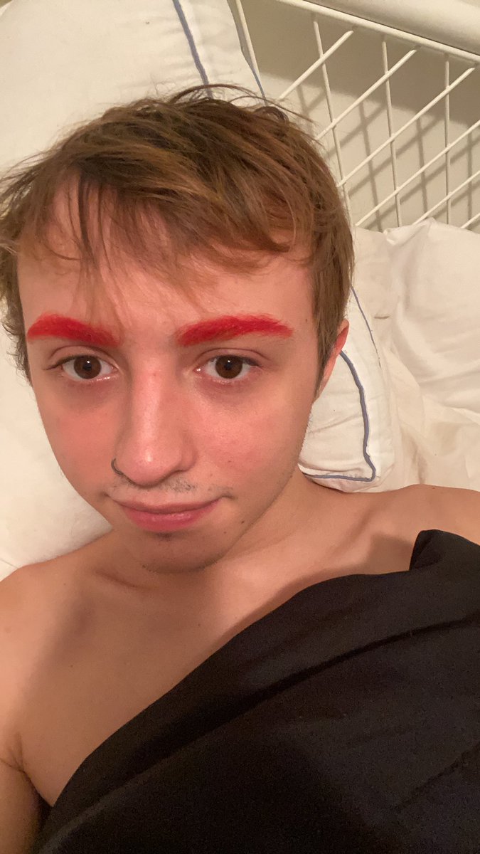 ianisuglyyy's tweet image. 2021 did me RIGHT 💖😍