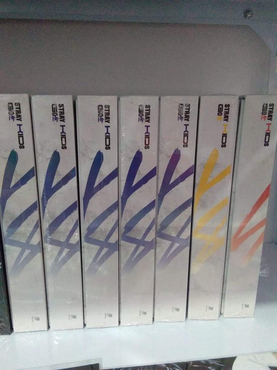 bluehour_ph's tweet photo. #BlueHourPHOnhand
STRAY KIDS IN LIFE WITH POB AND POSTER
PRICE: 1,050 + SF
DOO: Until stocks last
DOP: within 3 days after reservation
MOP: GCASH/PAYMAYA/BPI
MOD: JRS/LBC
DM if interested ✨ https://t.co/Z3S3QtPCkt